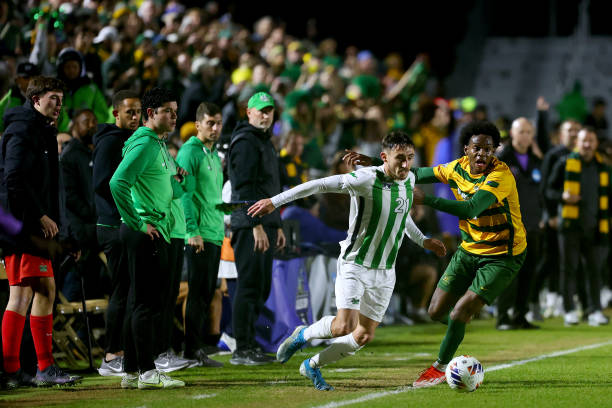 冠仍需时间 冠仍需时间