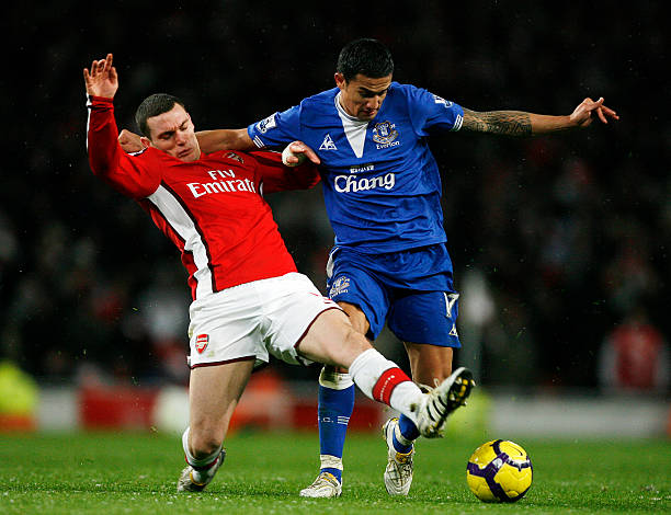 陷入孤立 陷入孤立