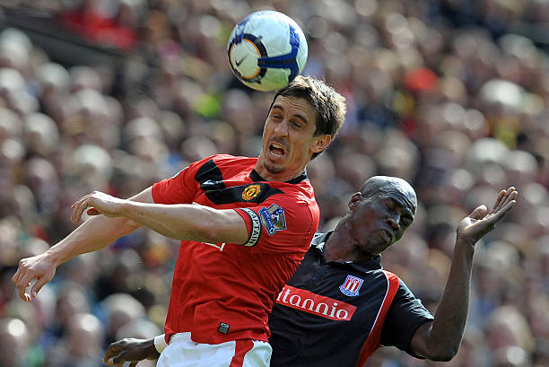 内赛事中屡 内赛事中屡